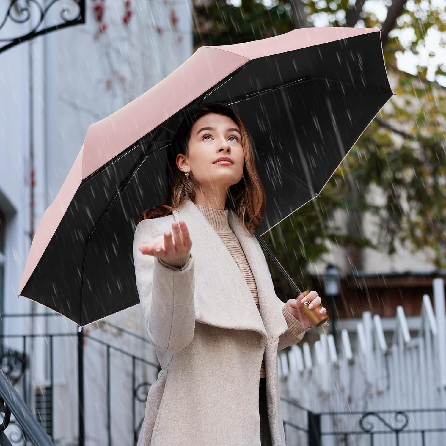 Yoobure Windproof Travel Umbrella with Wooden Handle
