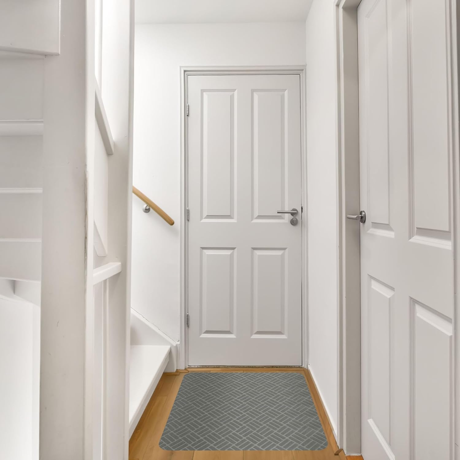 Linconson Anti Slip Carpet Mat 36 x 36