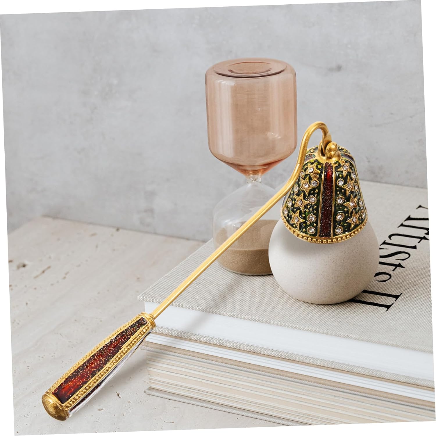 ERINGOGO Rhinestone Star Candle Snuffer Set for Home Decor