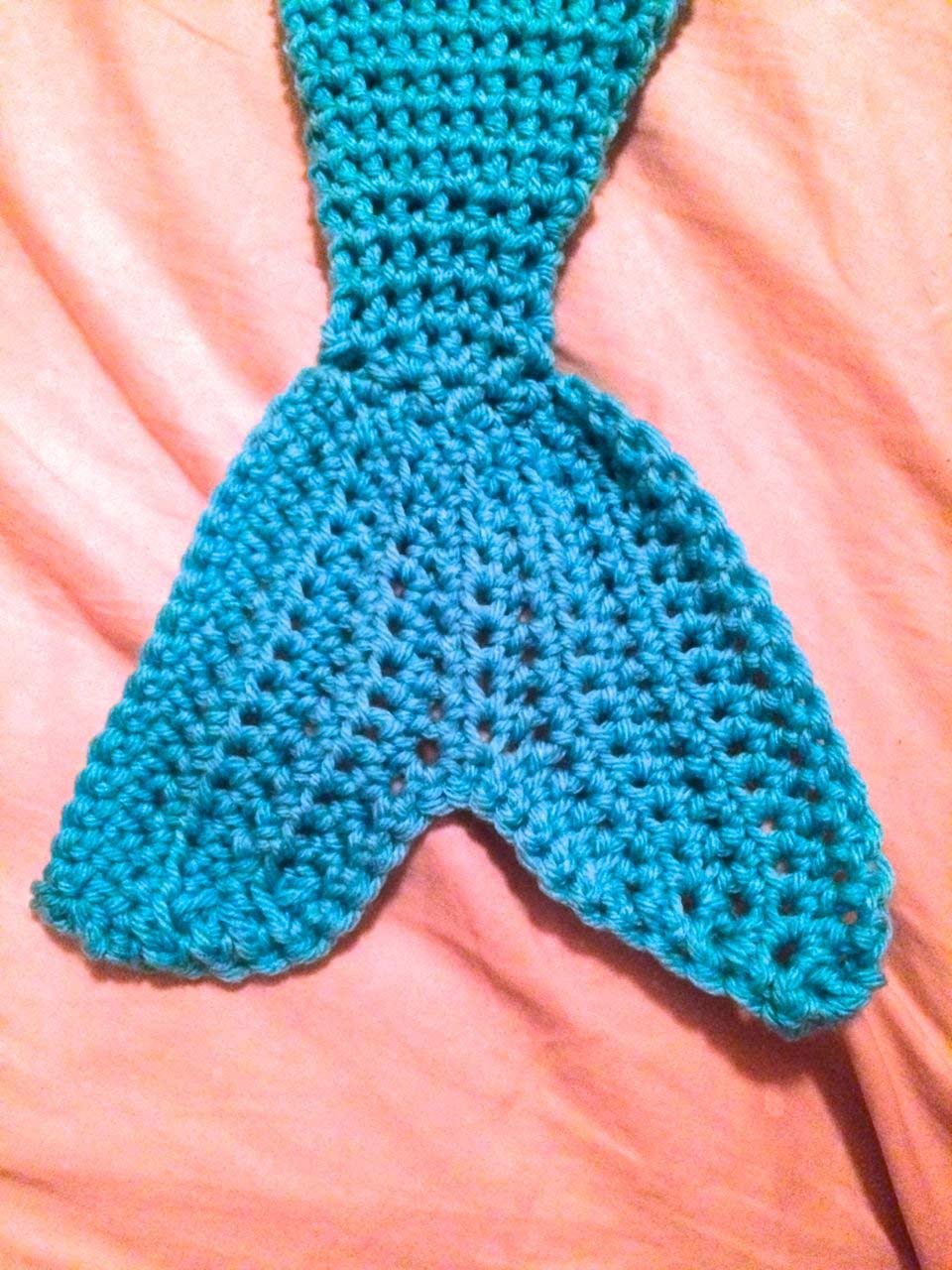 Handmade Baby Mermaid Costume for Newborn to 12 Months 1